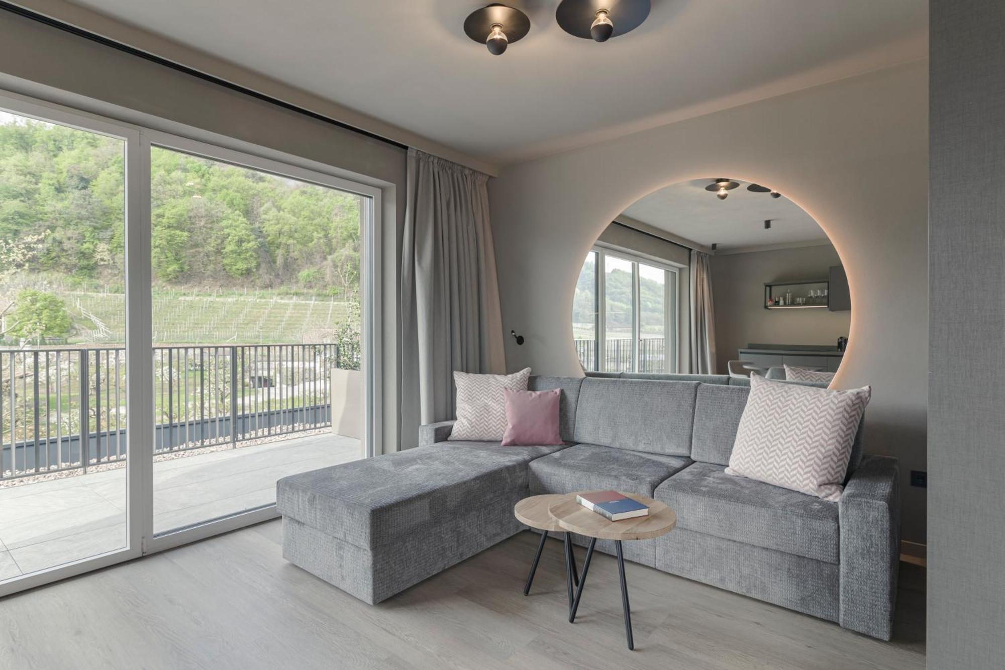 Belia Lofts - Adults Only - Apartments Eppan an der Weinstraße Exterior foto